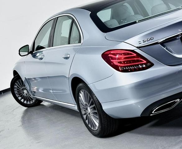 Photo of 2015 Silver Mercedes-Benz C-Class