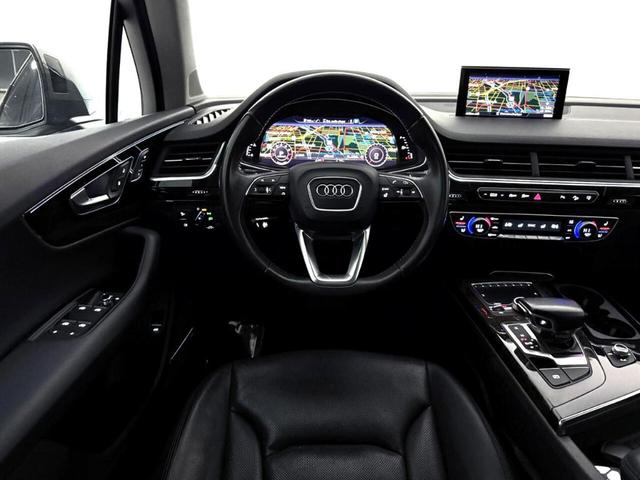Photo of 2017 Graphite Gray Metallic Audi Q7