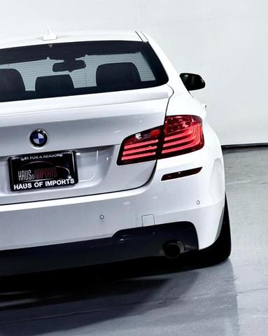 Photo of 2014 White BMW 535