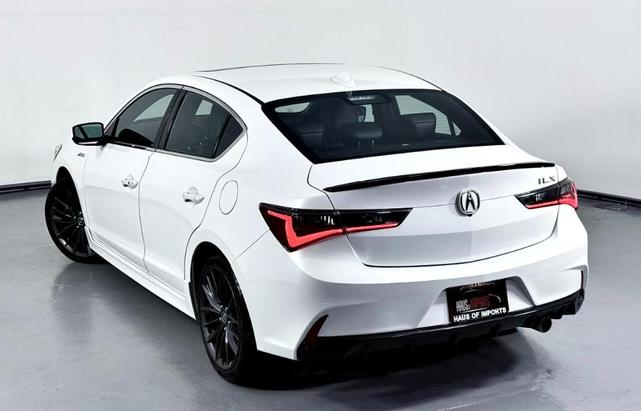 Photo of 2021 White Acura ILX