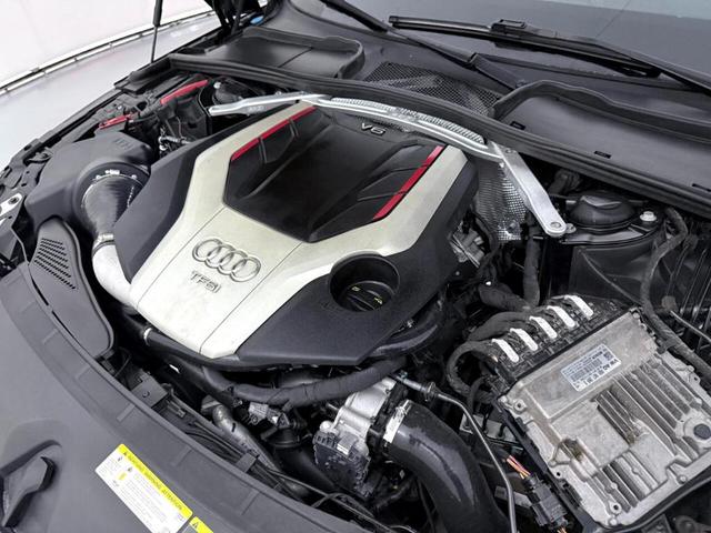 Photo of 2019 Brilliant Black Audi S4