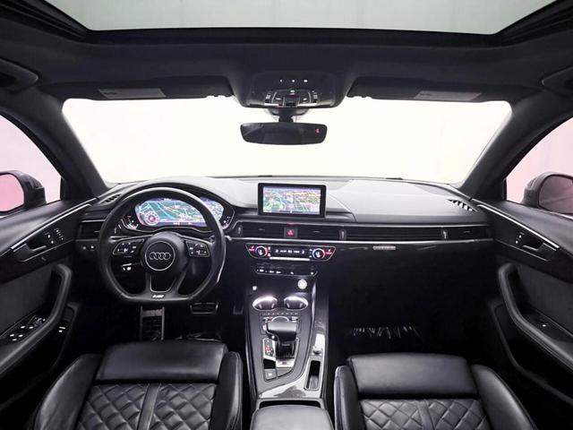 Photo of 2019 Brilliant Black Audi S4