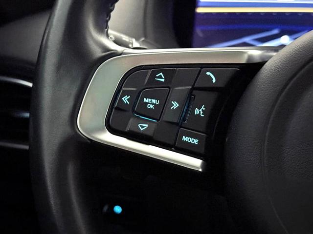 Photo of 2020 Fuji White Jaguar F-PACE