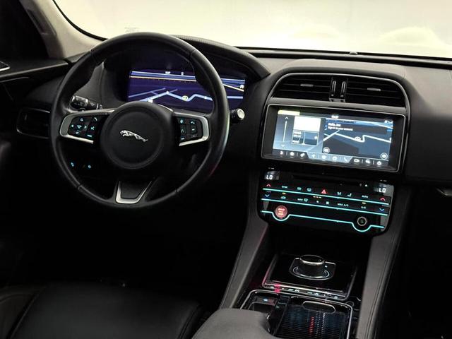 Photo of 2020 Fuji White Jaguar F-PACE
