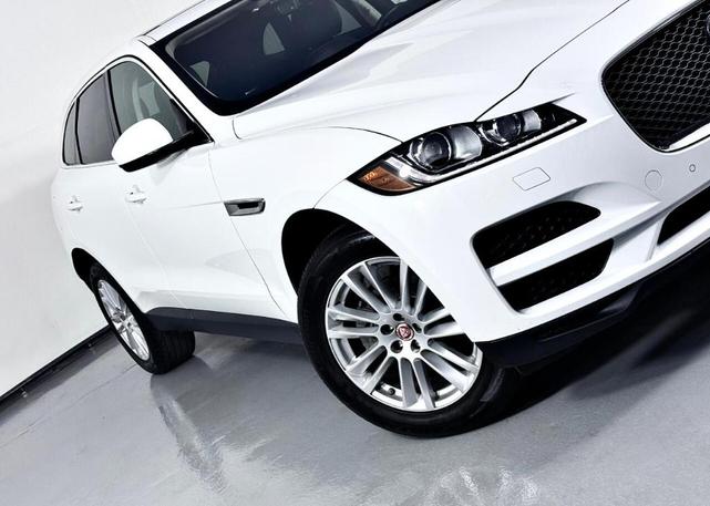 Photo of 2020 Fuji White Jaguar F-PACE