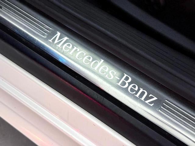 Photo of 2017 White Mercedes-Benz C-Class