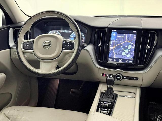 Photo of 2018 White Volvo XC60