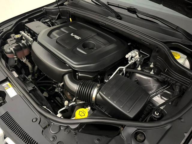 Photo of 2017 Gray Jeep Grand Cherokee