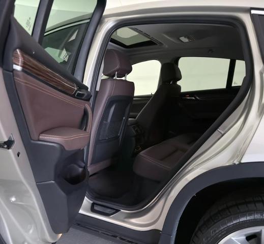 Photo of 2015 Silver BMW X4