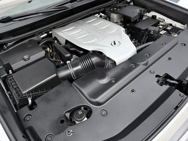Photo of 2019 White Lexus GX 460