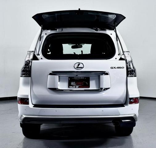 Photo of 2019 White Lexus GX 460