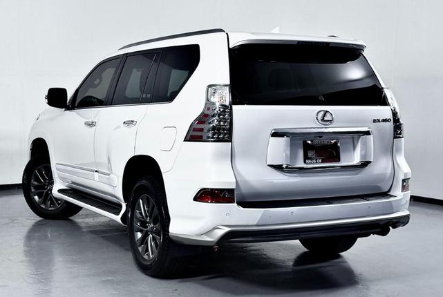 Photo of 2019 White Lexus GX 460