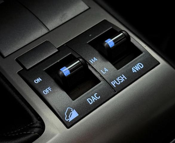Photo of 2019 White Lexus GX 460