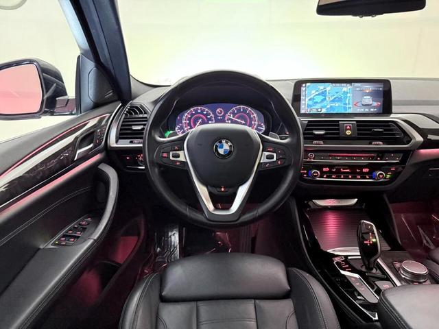 Photo of 2019 Gray BMW X4