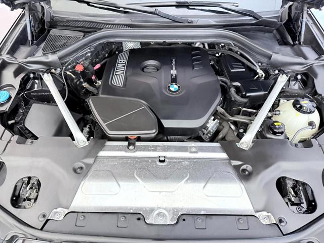 Photo of 2019 Gray BMW X4