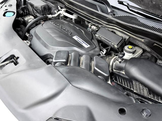 Photo of 2019 Gray Honda Pilot