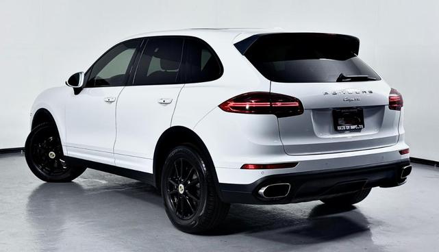 Photo of 2018 White Porsche Cayenne