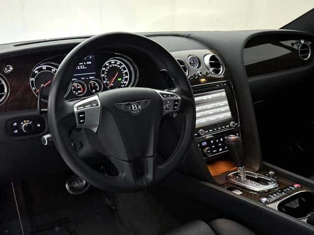Photo of 2013 Silver Bentley Continental GT