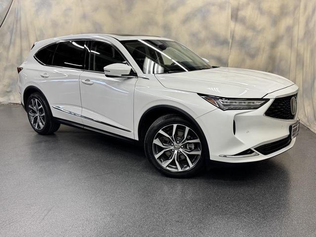 Photo of 2023 Platinum White Pearl Acura MDX