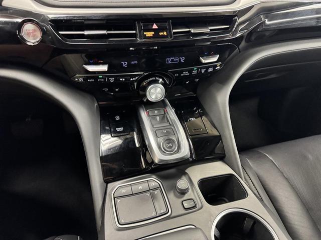 Photo of 2023 Platinum White Pearl Acura MDX