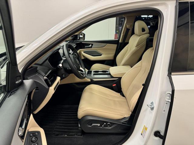 Photo of 2026 Platinum White Pearl Acura MDX
