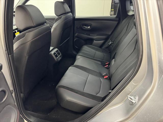 Photo of 2025 Solar Silver Metallic Acura ADX