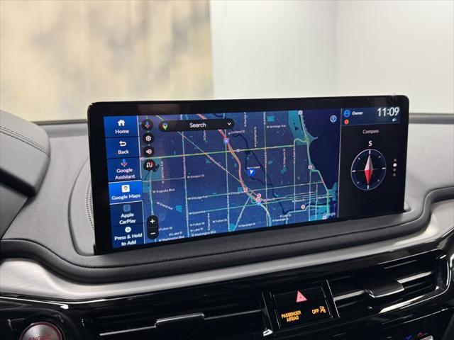 Photo of 2025 Platinum White Pearl Acura MDX
