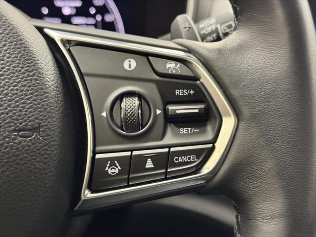 Photo of 2025 Platinum White Pearl Acura MDX