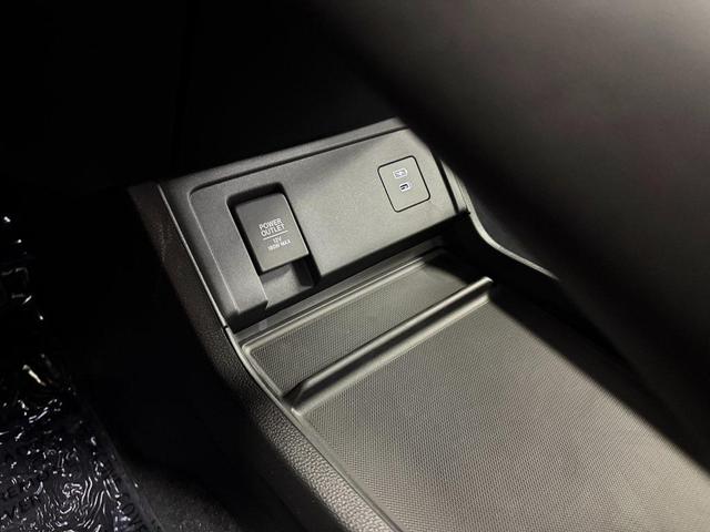 Photo of 2025 Canyon River Blue Metallic Acura RDX