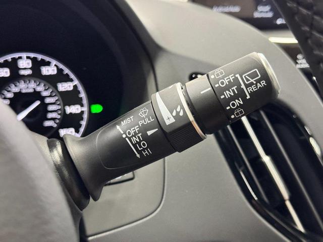 Photo of 2025 Canyon River Blue Metallic Acura RDX