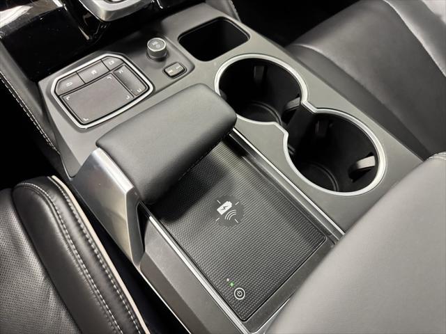 Photo of 2023 Lunar Silver Metallic Acura MDX