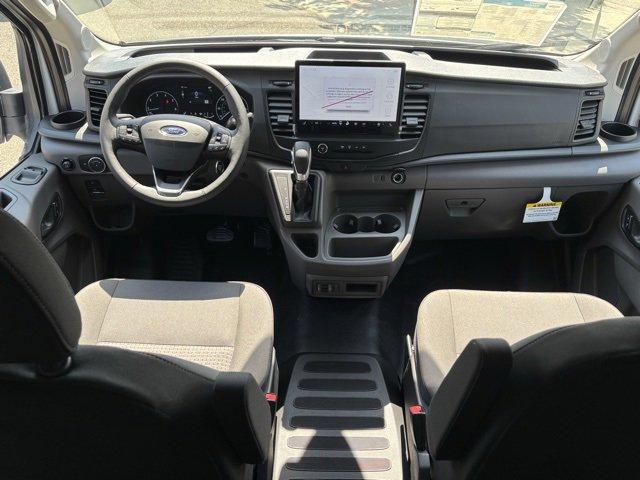 Photo of 2025 Oxford White Ford Transit-250