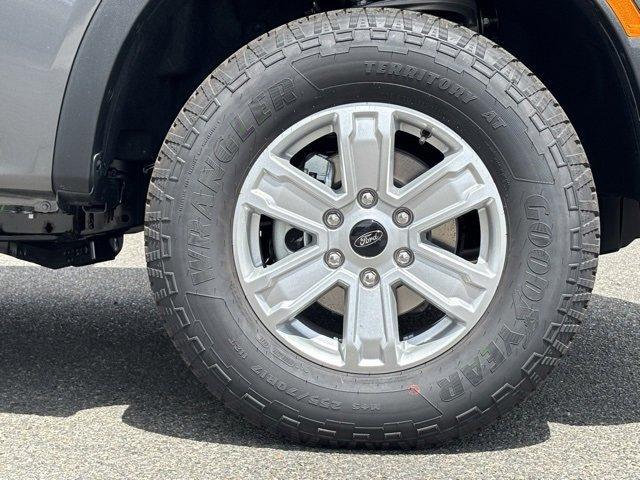 Photo of 2025 Carbonized Gray Metallic Ford Ranger