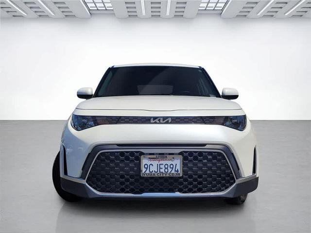 Photo of 2023 Snow White Pearl Kia Soul