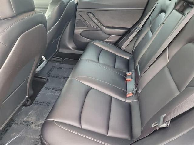 Photo of 2018 Gray Tesla Model 3