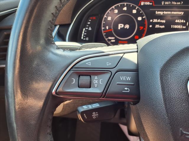Photo of 2019 Black Audi Q7