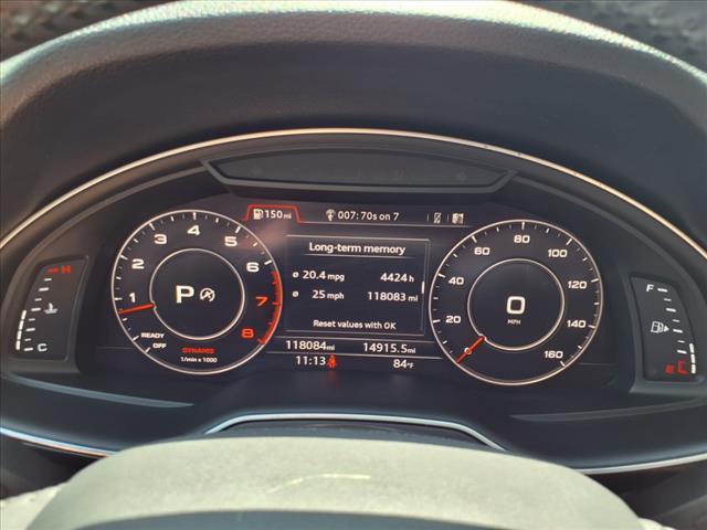 Photo of 2019 Black Audi Q7