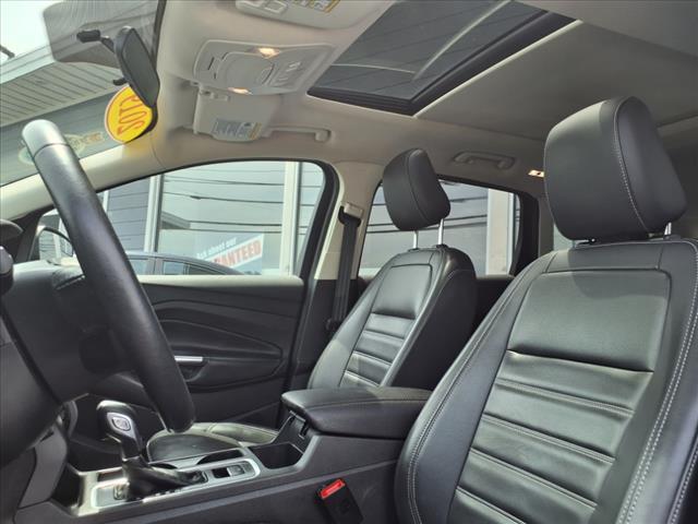 Photo of 2019 Gray Ford Escape