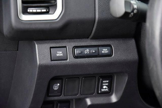 Photo of 2022 Deep Blue Pearl Nissan Frontier