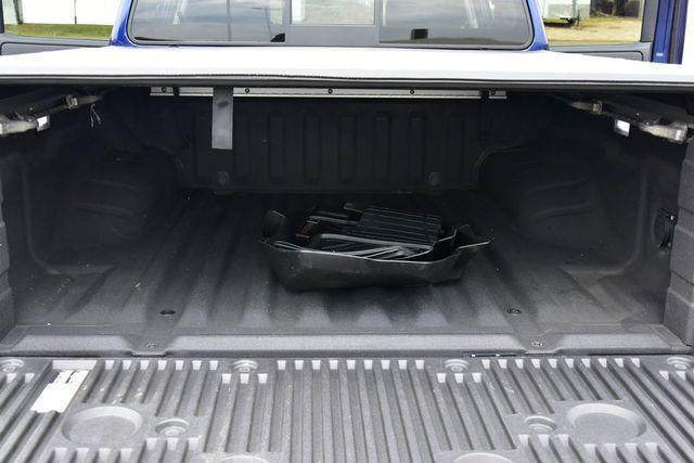 Photo of 2022 Deep Blue Pearl Nissan Frontier