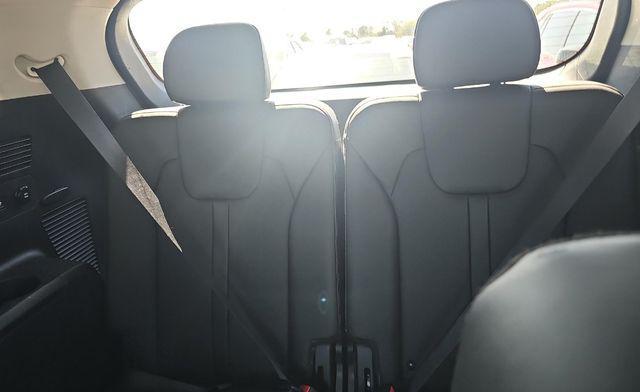 Photo of 2021 Sparkling Silver Kia Sorento