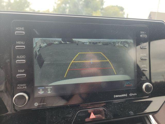 Photo of 2022 Blizzard Pearl Toyota Venza