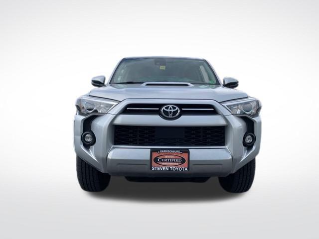 Photo of 2022 Classic Silver Metallic Toyota 4Runner