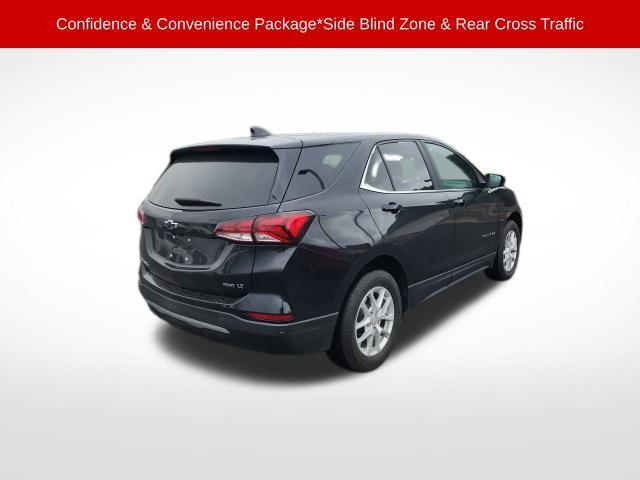 Photo of 2023 Mosaic Black Metallic Chevrolet Equinox
