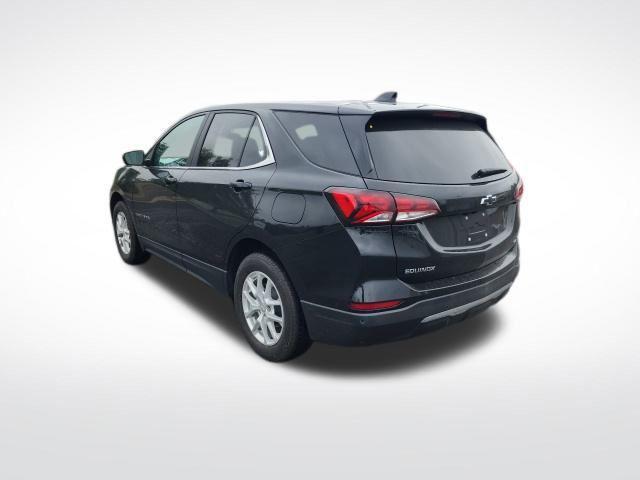 Photo of 2023 Mosaic Black Metallic Chevrolet Equinox