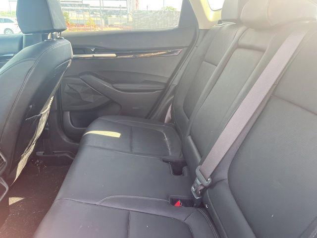 Photo of 2022 Dark Ocean Blue/White Roof Kia Seltos