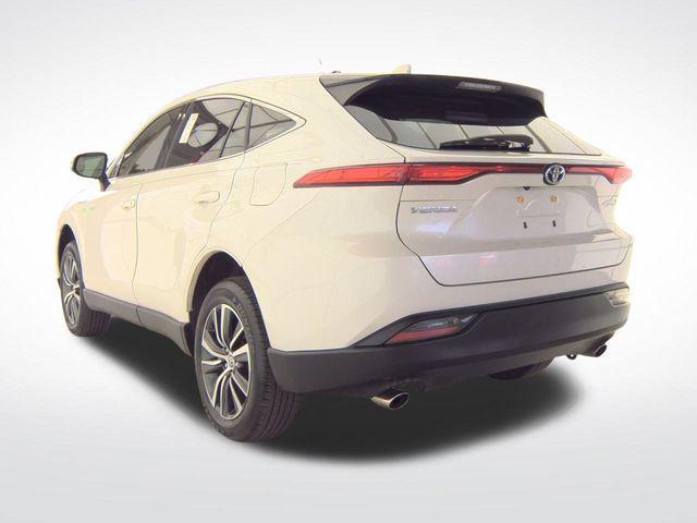 Photo of 2021 Blizzard Pearl Toyota Venza