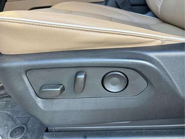 Photo of 2023 Iridescent Pearl Tricoat Chevrolet Tahoe
