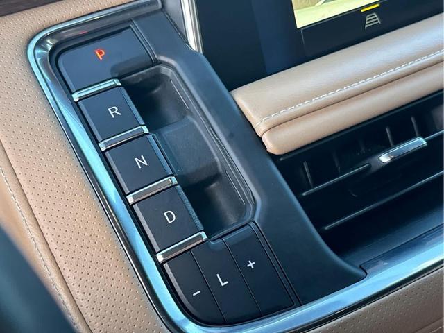 Photo of 2023 Iridescent Pearl Tricoat Chevrolet Tahoe