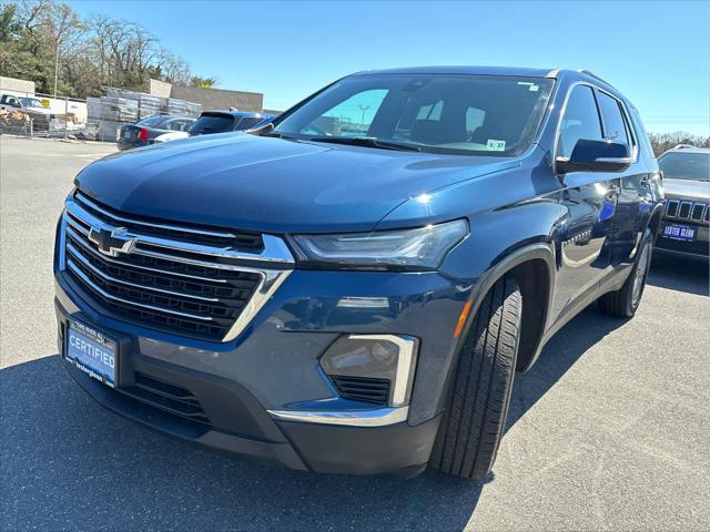 Photo of 2022 Northsky Blue Metallic Chevrolet Traverse